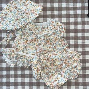 Joie 3 piece matching set floral 6-9 months